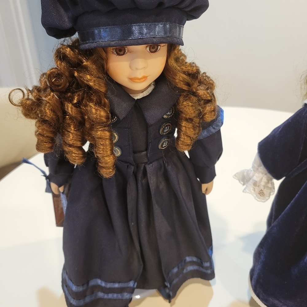 Elegant Navy Blue Dolls Set - Picture 5 of 5